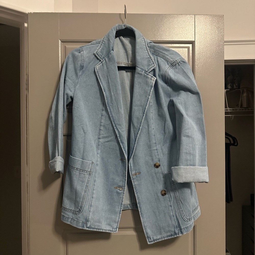 Light Blue Denim Women's Jacket